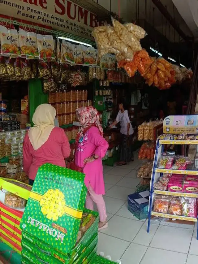 Kue Samir Mas Ikhya: Kudapan Lezat yang Menghiasi Pagi Cilacap